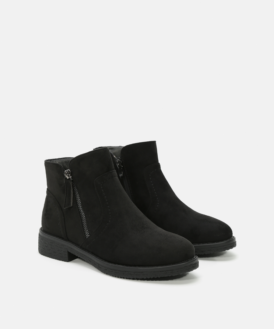 Botins rasos fecho de correr